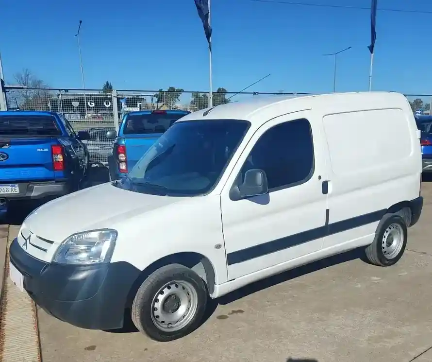 Citroën Berlingo Furgon 1.6 Hdi 92 Bussines 2021 - foto 1