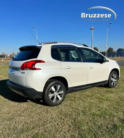 Peugeot 2008 1.6 Feline 2018 - foto 4
