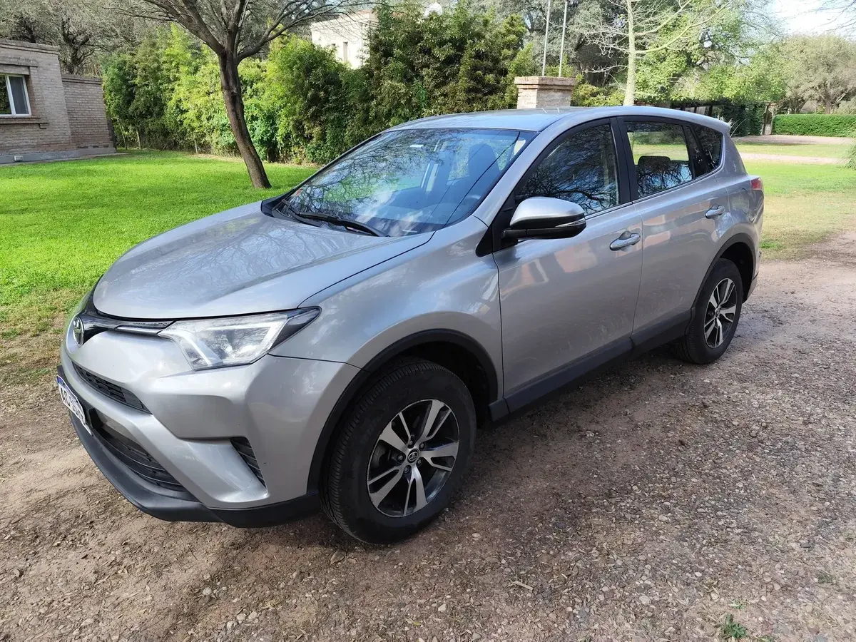 Toyota Rav4 2.0 Tx 2018 - foto 1