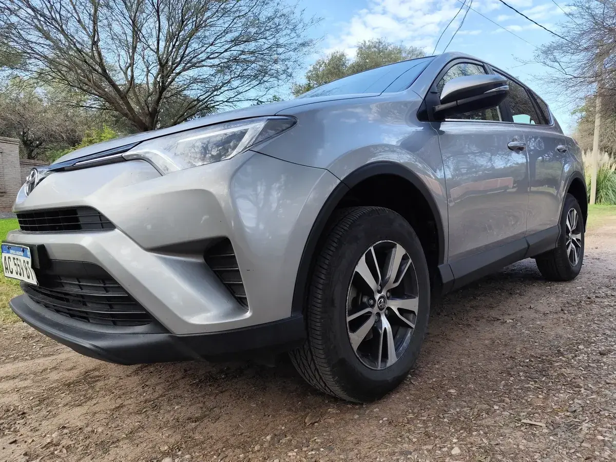 Toyota Rav4 2.0 Tx 2018 - foto 2