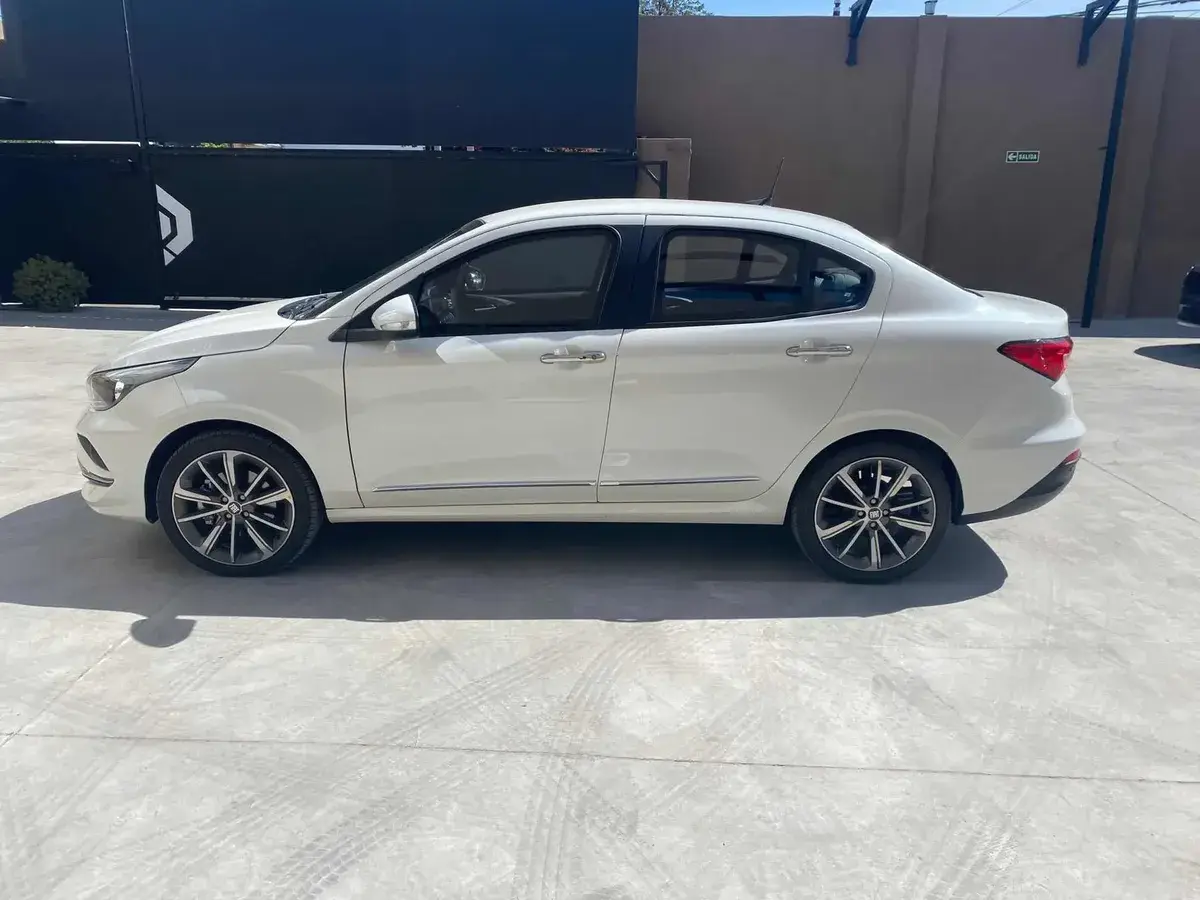 Fiat Cronos 1.8 16V Precision At6 Pack Premium 2022 - foto 3