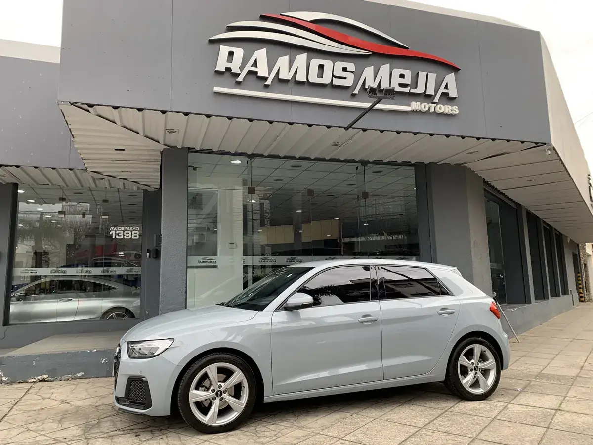 Audi A1 Sportback 1.5 35 Tfsi 150Cv 2021 - foto 4