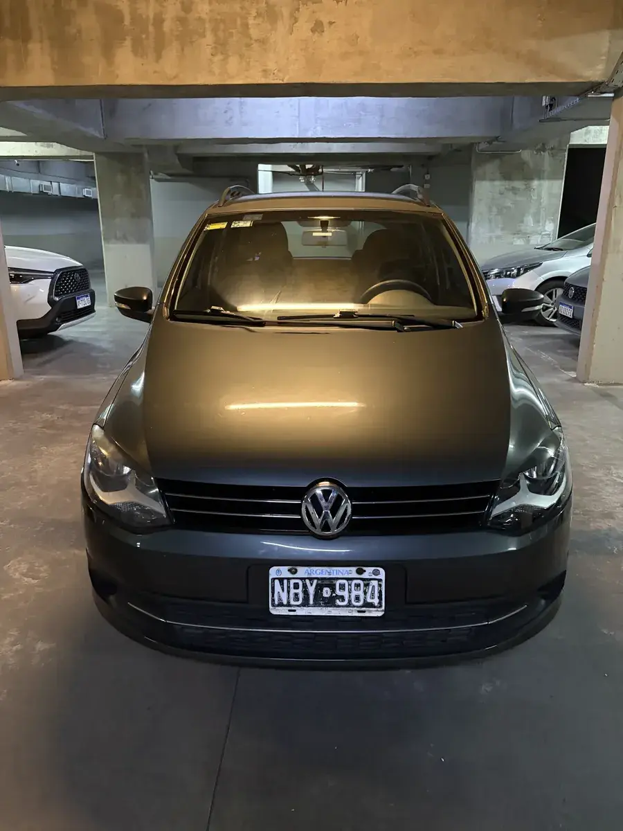Volkswagen Suran 1.6 Trendline 2013 - foto 3