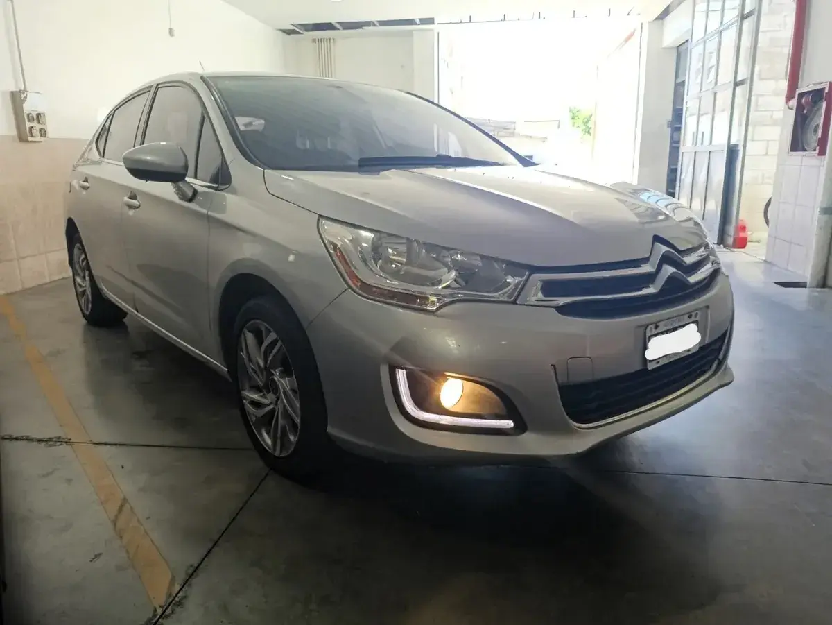 Citroën C4 Lounge 1.6 Tendence Hdi 115Cv 2015 - foto 2