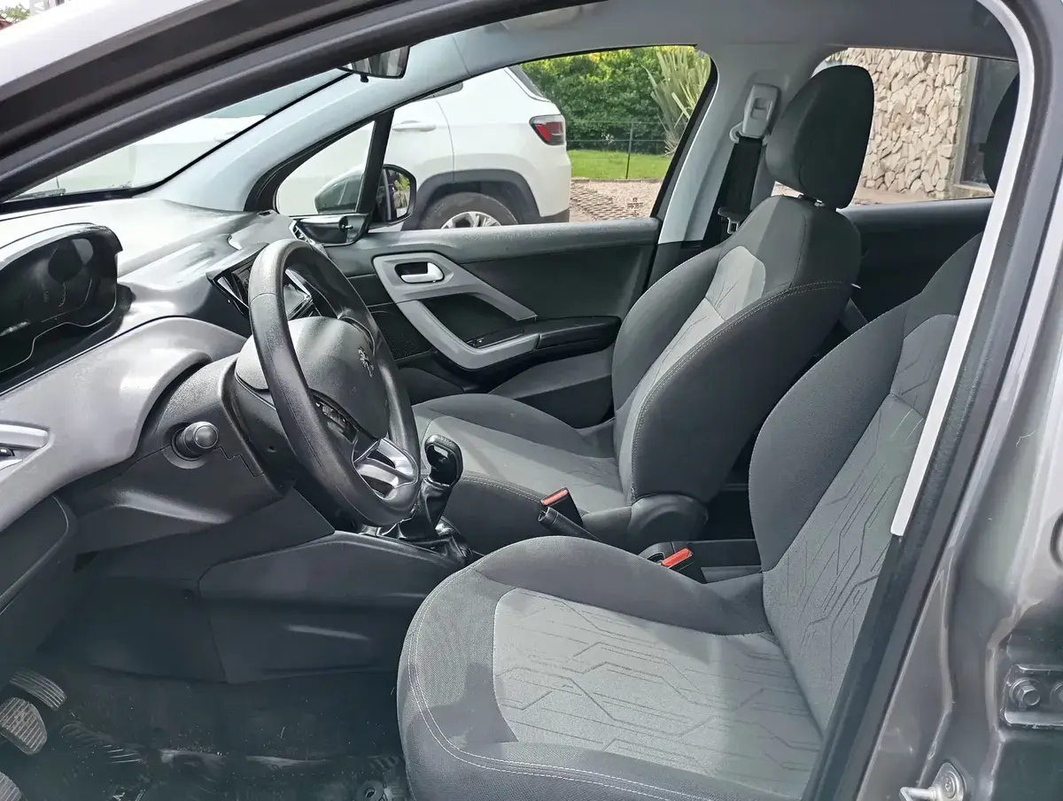 Peugeot 208 1.5 Active 2016 - foto 5