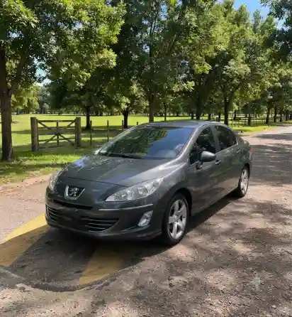 Peugeot 408 2.0 Feline 143Cv 2013 - foto 2