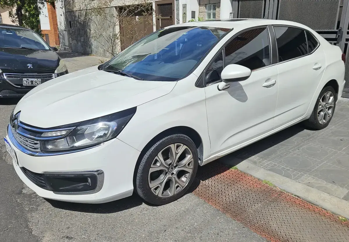 Citroën C4 Lounge 1.6 Hdi 115 Feel Pack 2018 - foto 2