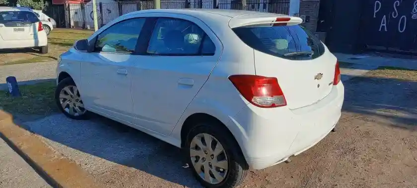 Chevrolet Onix 1.4 Lt 98Cv 2016 - foto 3