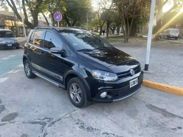 Volkswagen Crossfox 1.6 Highline 2011 - foto 1