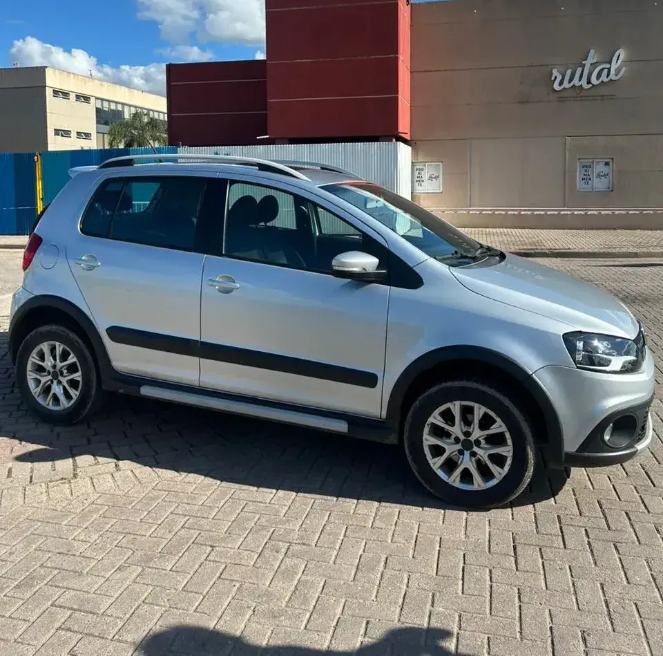 Volkswagen Crossfox 1.6 Highline 2012 - foto 2