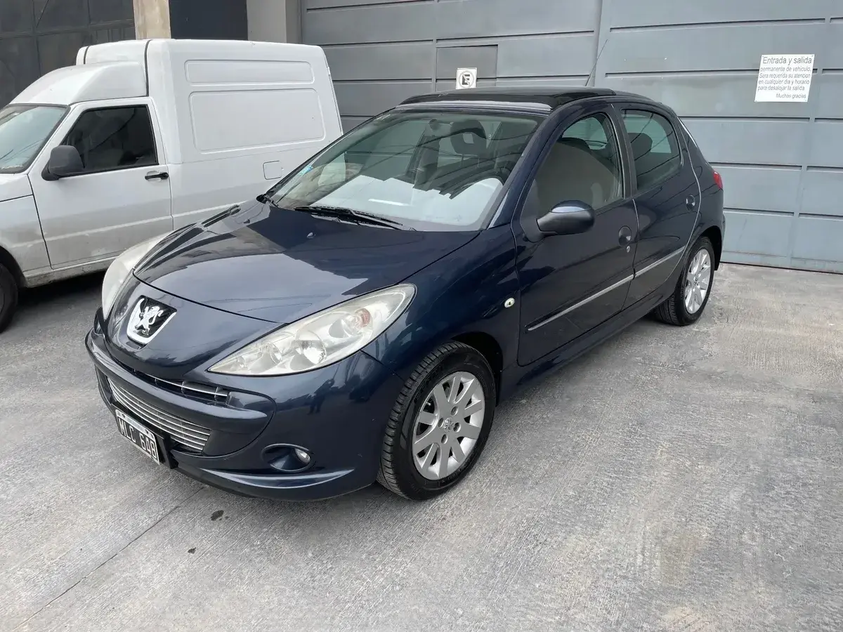 Peugeot 207 1.6 Feline 106Cv 2013 - foto 1