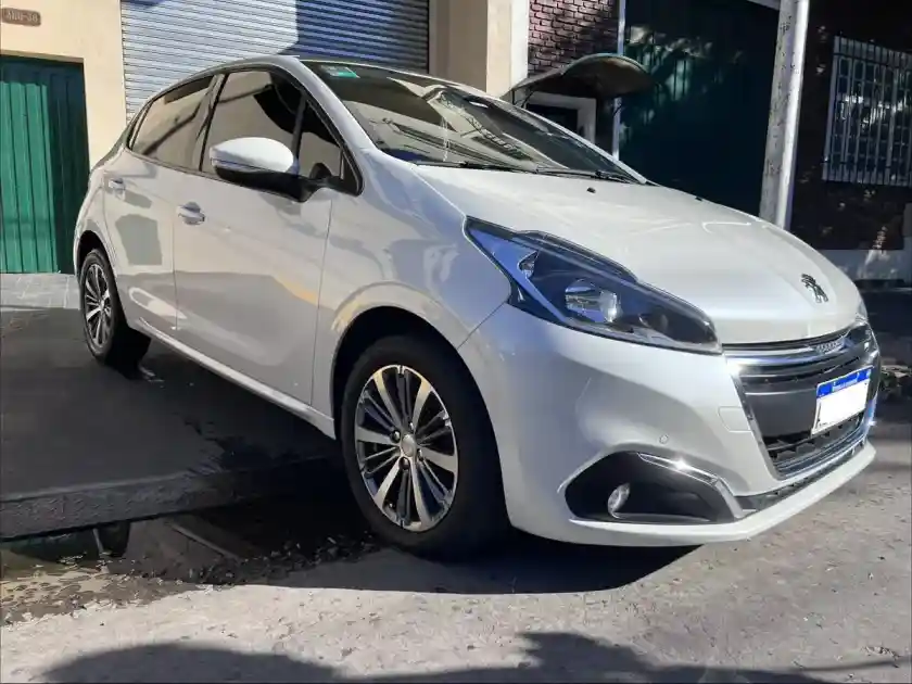 Peugeot 208 1.6 Feline 2018 - foto 2