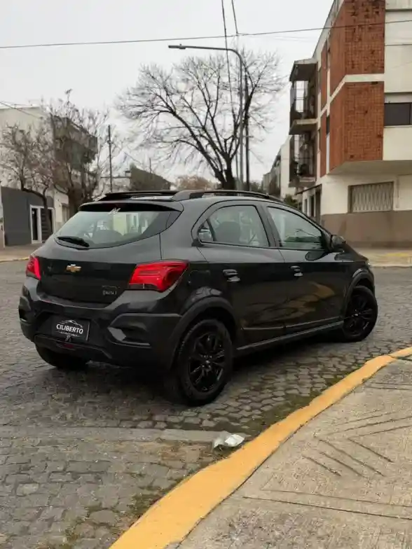 Chevrolet Onix 1.4 Activ 98Cv 2019 - foto 3