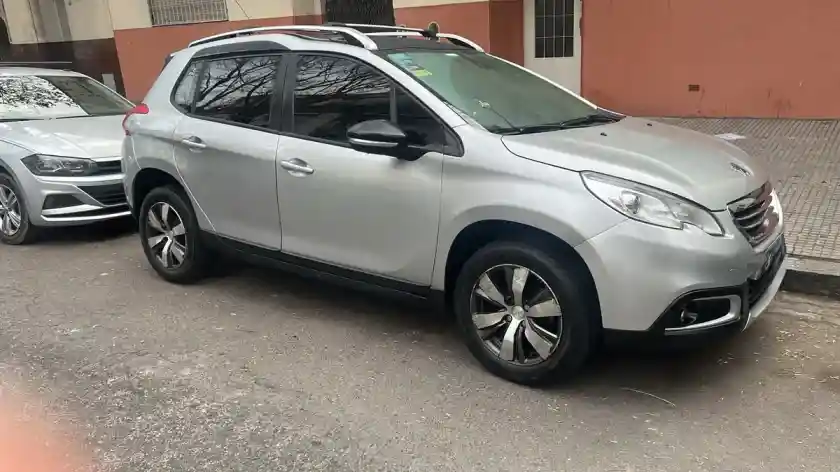 Peugeot 2008 1.6 Feline Tiptronic 2018 - foto 2