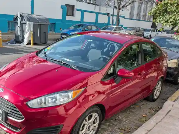 Ford Fiesta Kinetic 2014 - foto 1