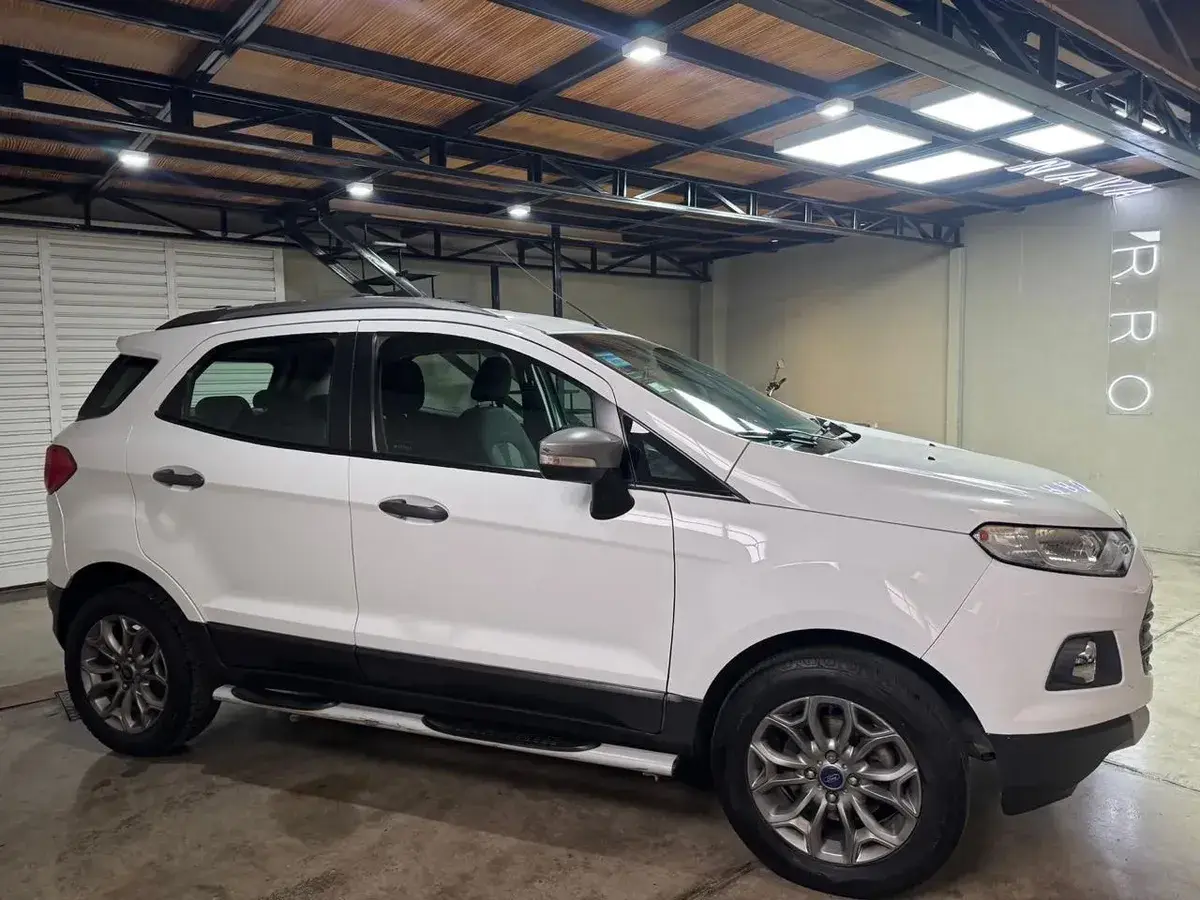 Ford Ecosport 1.6 Freestyle 110Cv 4X2 2015 - foto 2