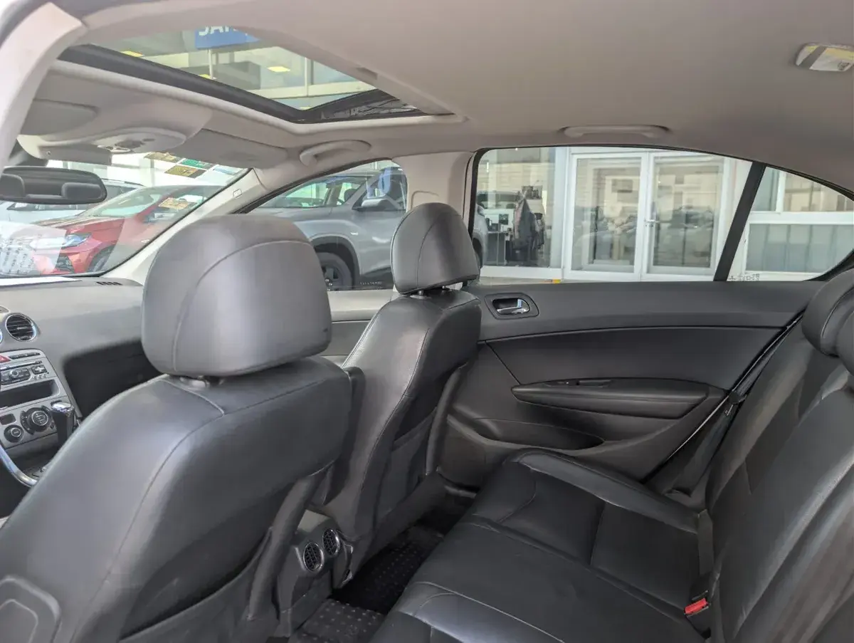Peugeot 408 1.6 Sport Thp 163Cv 2013 - foto 4