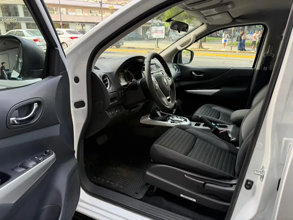 Renault Alaskan 2.3 Dci Bit 190 Intens Noir 4X4 At 2025 - foto 4