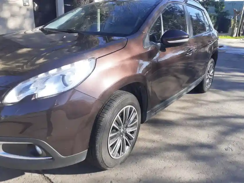 Peugeot 2008 2016 - foto 1
