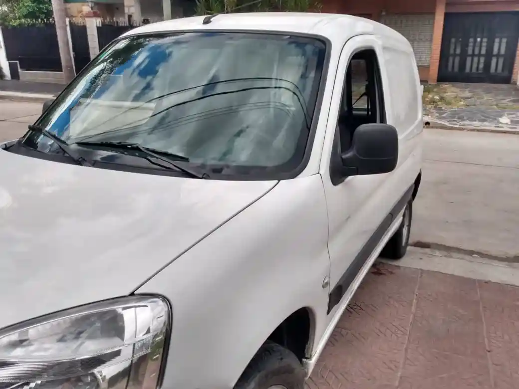 Citroën Berlingo Furgon 1.6 Hdi 92 Bussines 2016 - foto 2