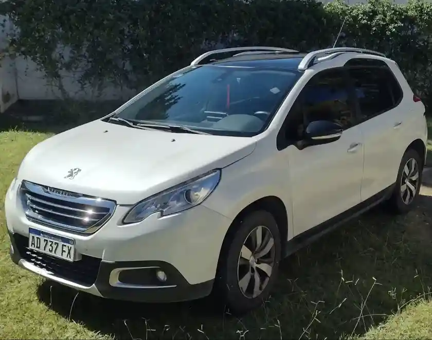 Peugeot 2008 1.6 Feline 2019 - foto 1