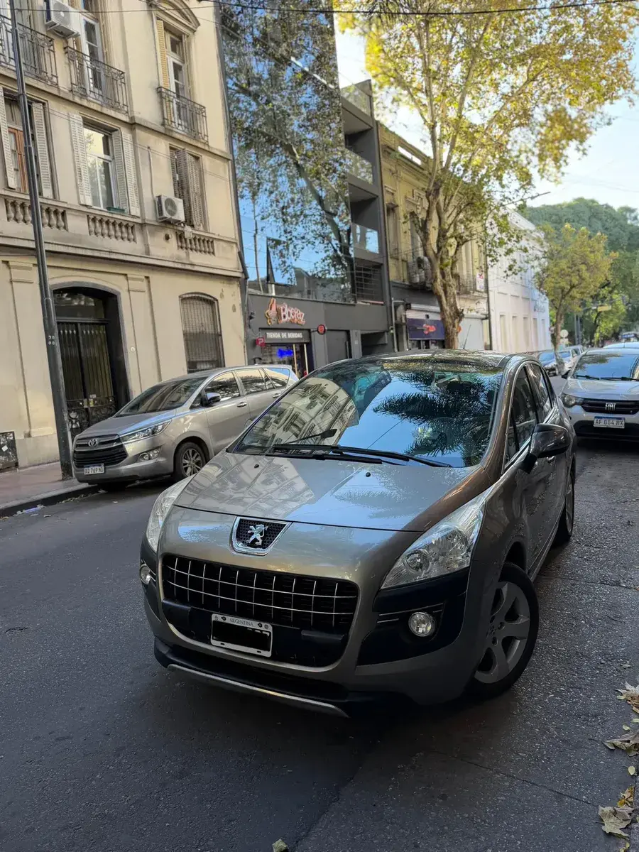 Peugeot 3008 2.0 Premium Plus Hdi Tiptronic 163Cv 2012 - foto 2