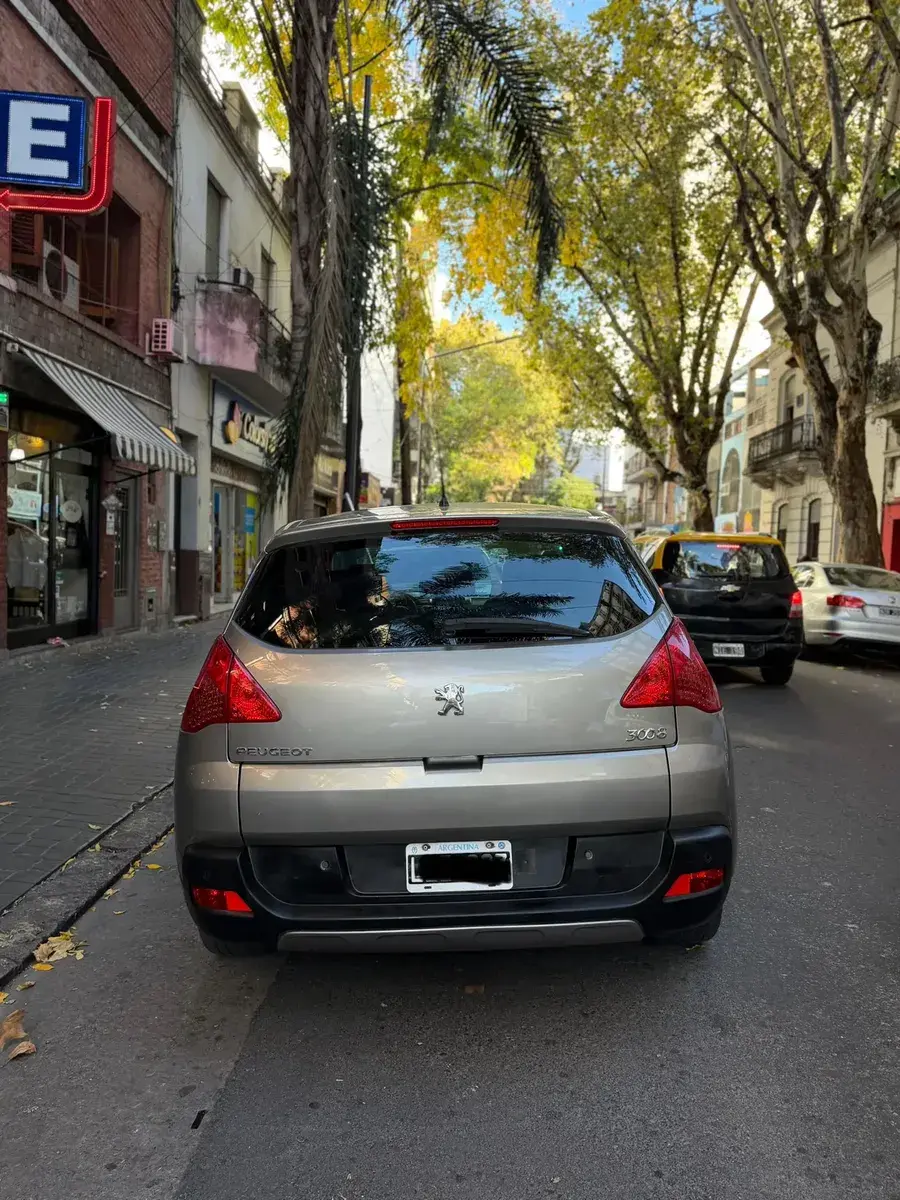 Peugeot 3008 2.0 Premium Plus Hdi Tiptronic 163Cv 2012 - foto 4