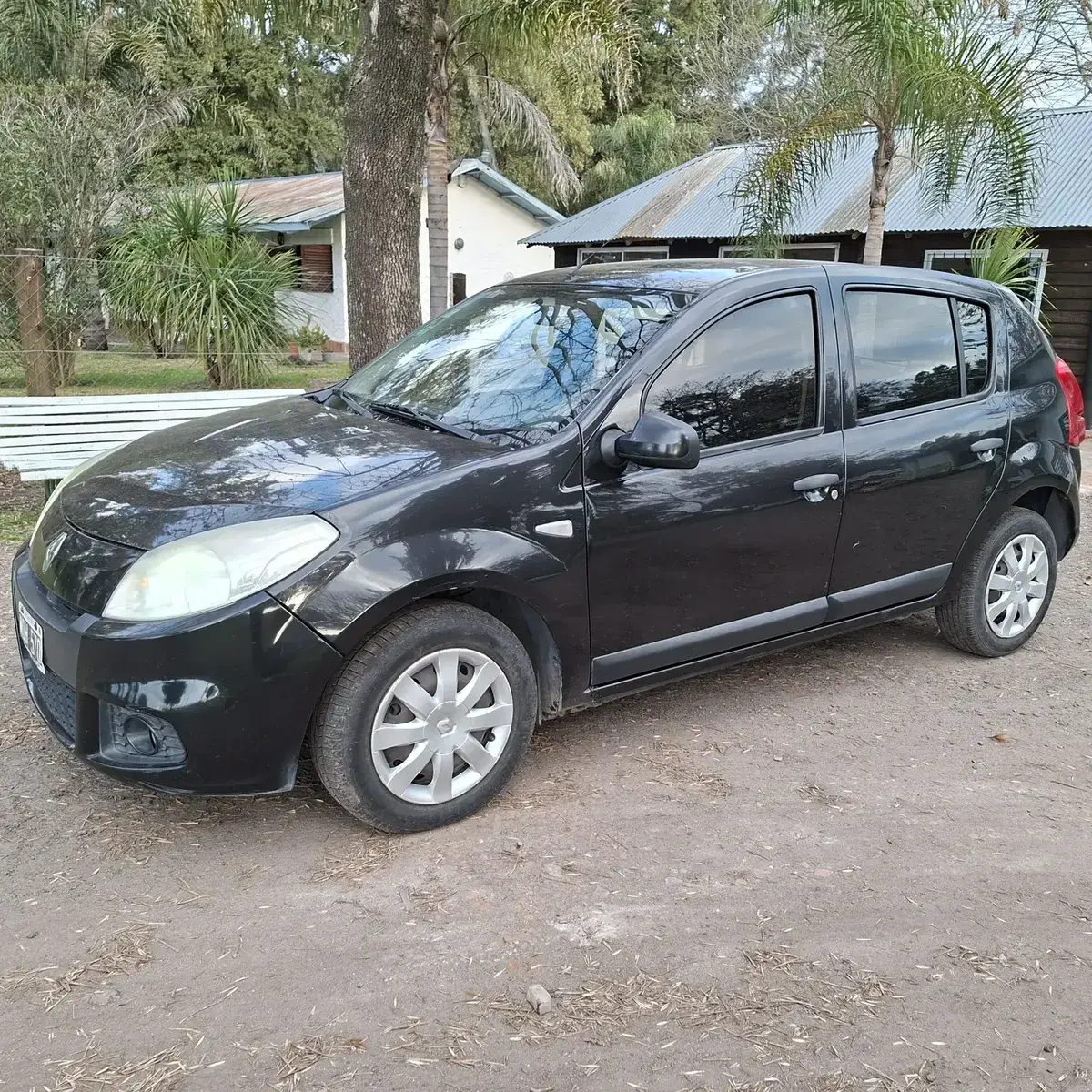 Renault Sandero 1.6 Expression 90Cv Abs 2013 - foto 1