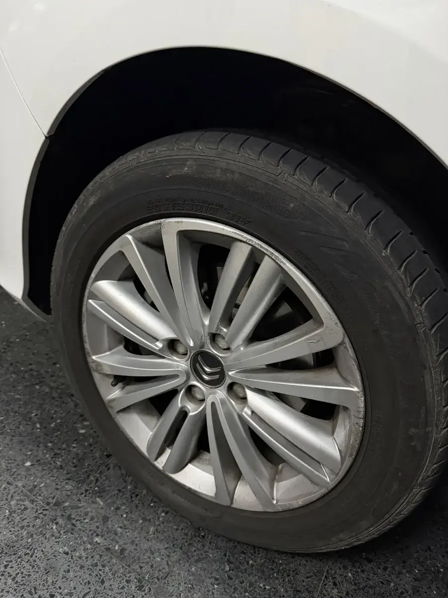 Citroën C4 Lounge 2.0 Origine Am16 2016 - foto 4