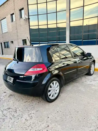 Renault Mégane Ii 1.9 Bicuerpo Dci 2008 - foto 3