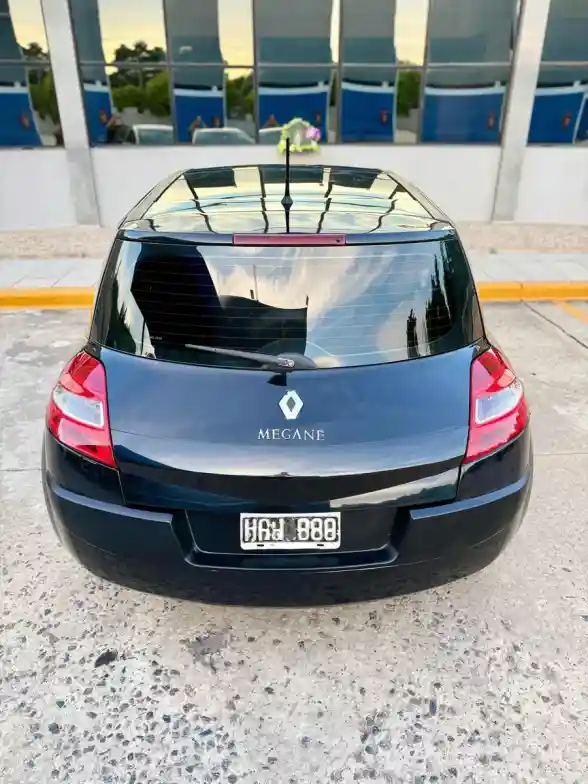 Renault Mégane Ii 1.9 Bicuerpo Dci 2008 - foto 4