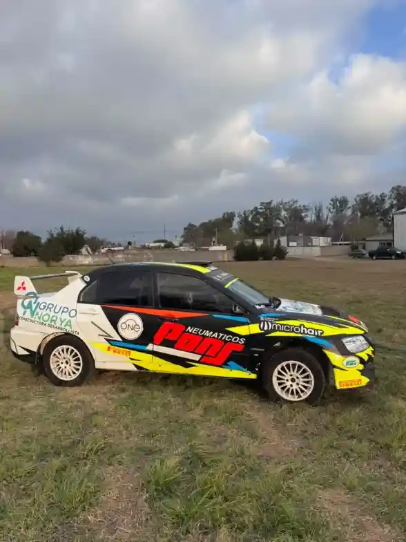 Mitsubishi Lancer Evo 9 2.0 2006 - foto 4