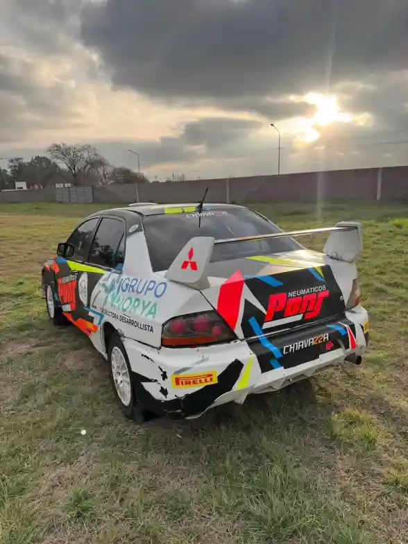 Mitsubishi Lancer Evo 9 2.0 2006 - foto 5