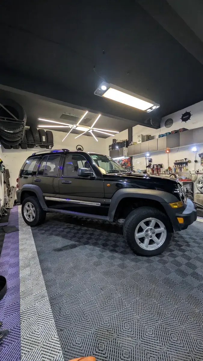 Jeep Cherokee 3.7 Limited 2007 - foto 2