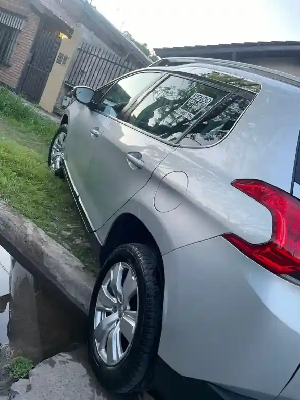 Peugeot 2008 1.6 Allure 2017 - foto 3