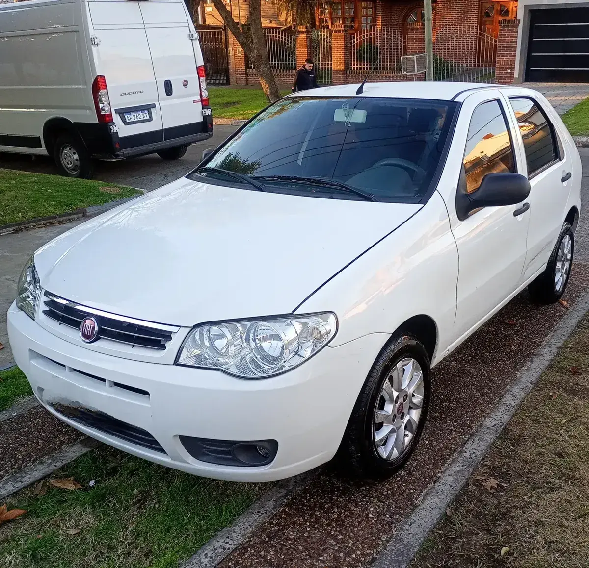 Fiat Palio 1.4 Fire Pack Seg. Confort 2014 - foto 1