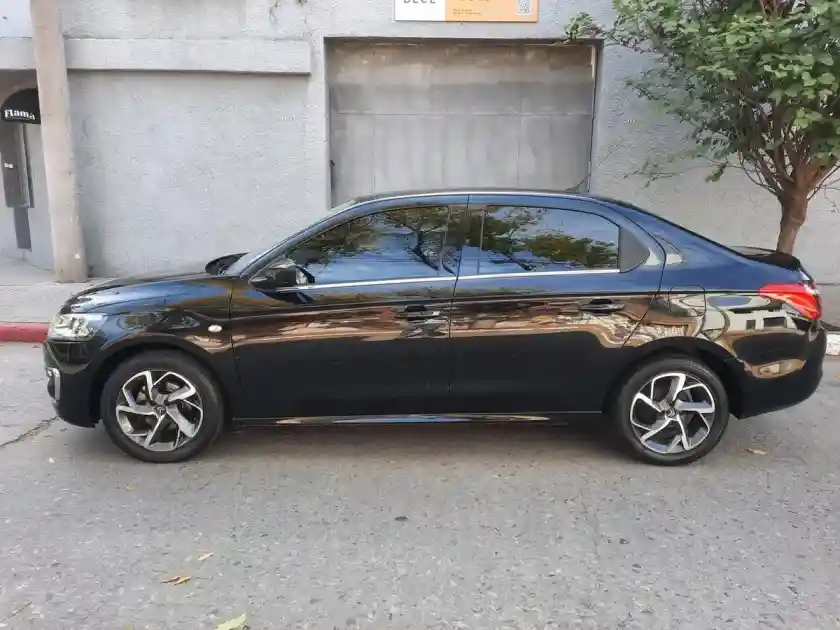 Citroën C-Elysée 1.6 Feel Hdi 92 2017 - foto 2