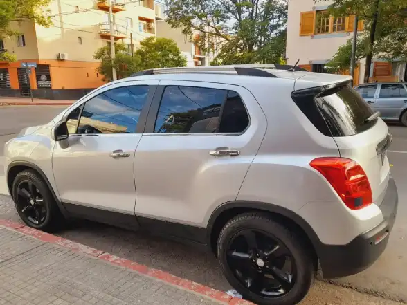 Chevrolet Tracker 1.8 Ltz Fwd Mt 140Cv 2015 - foto 3