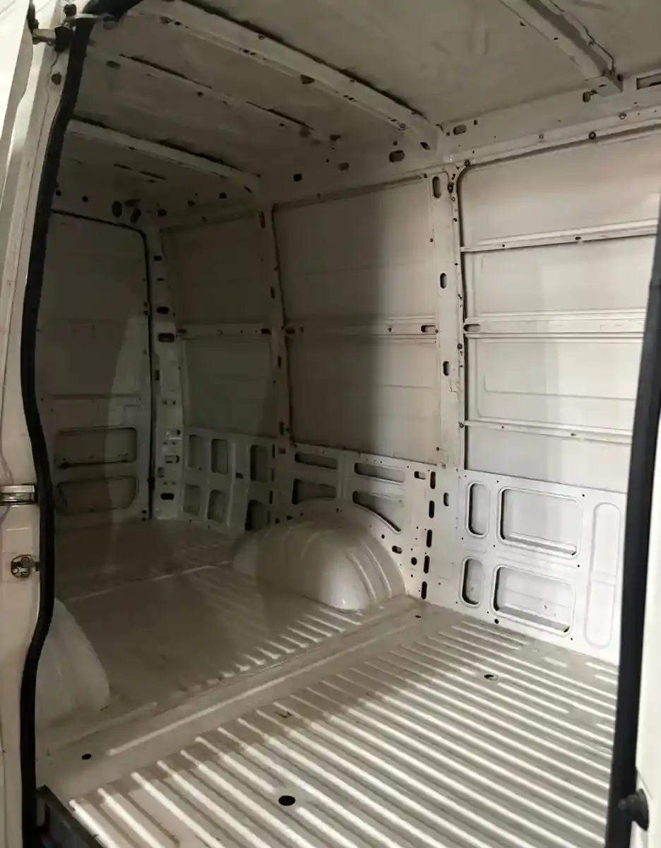 Iveco Daily 3.0 Furgon 55C16 H2 155Cv 12.3M3 3300 2016 - foto 5
