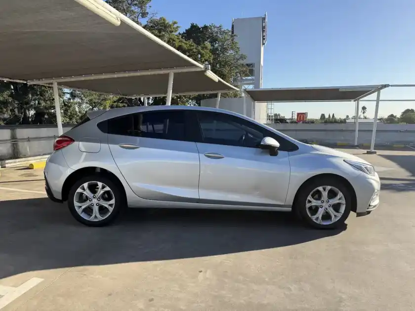 Chevrolet Cruze 5 1.4 Lt Mt 5P 2017 - foto 4
