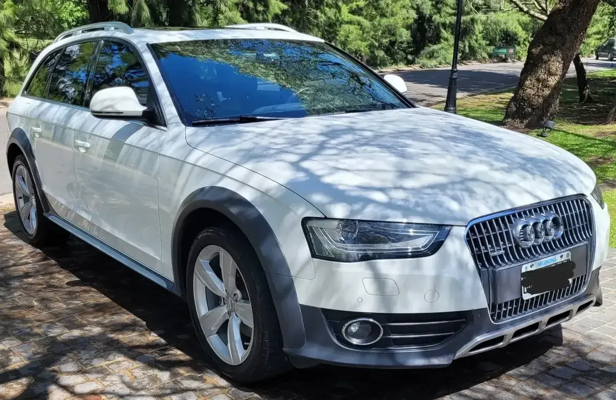 Audi A4 Allroad 2.0 Attraction Tfsi Stronic Quattro 2013 - foto 1