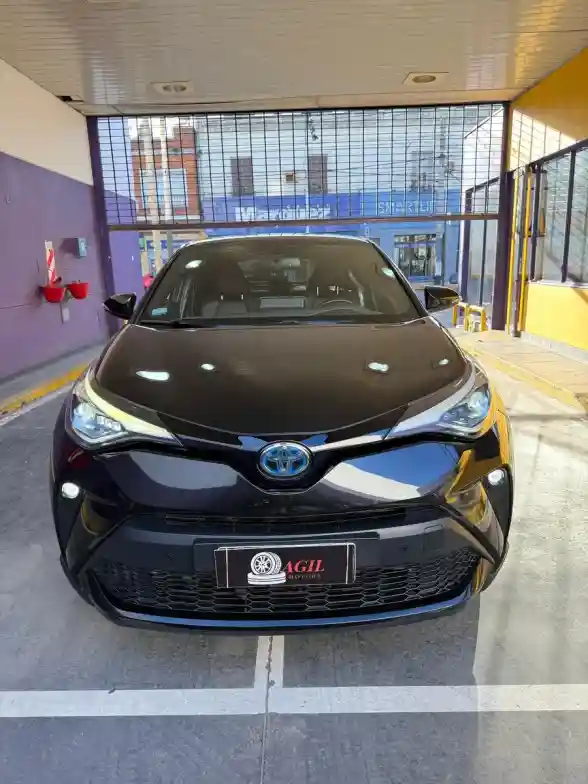 Toyota Ch-R 1.8 Ecvt Hv 2020 - foto 1