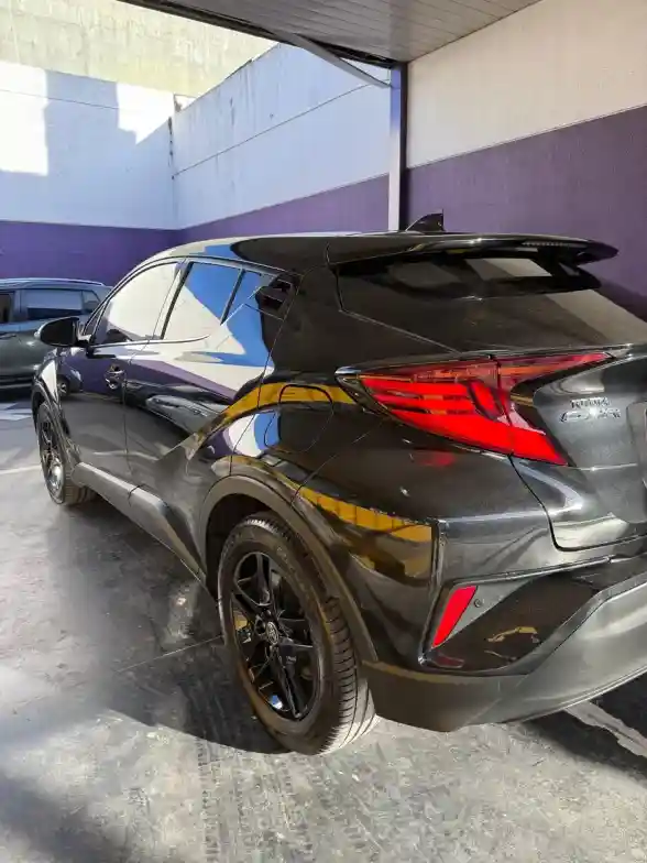 Toyota Ch-R 1.8 Ecvt Hv 2020 - foto 4