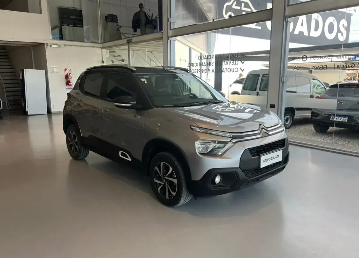 Citroën C3 1.6 First Edition At Bt 2023 - foto 2