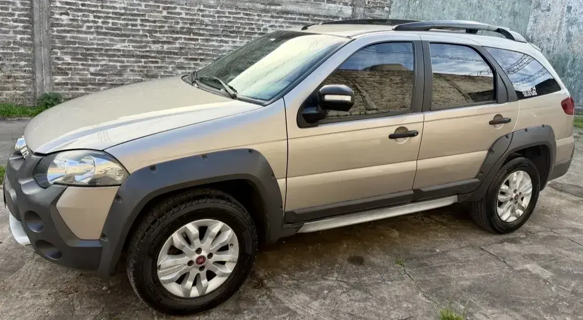 Fiat Palio Weekend Adventure Full Full 2014 - foto 1