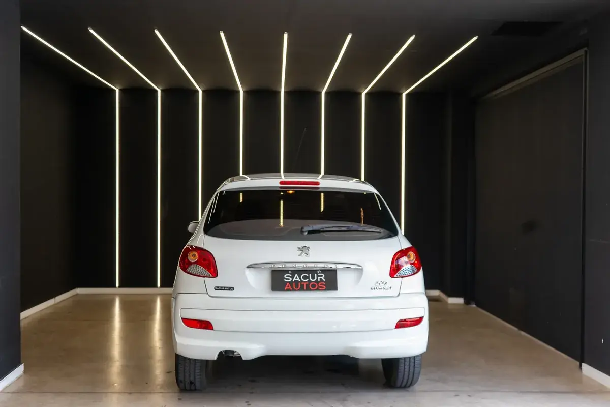 Peugeot 207 1.4 Hdi 5 P Xs/Allure 2015 - foto 4