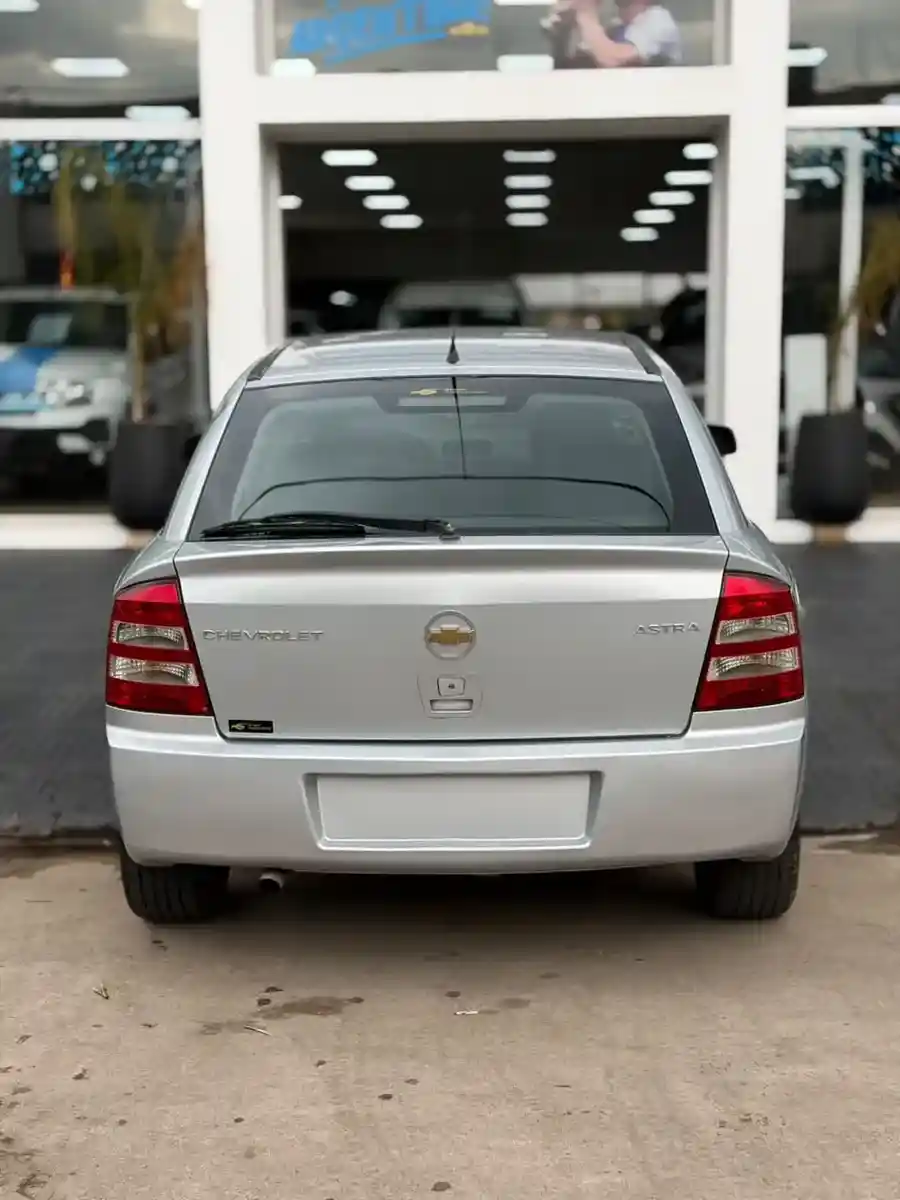 Chevrolet Astra 2.0 Gls 2011 - foto 3