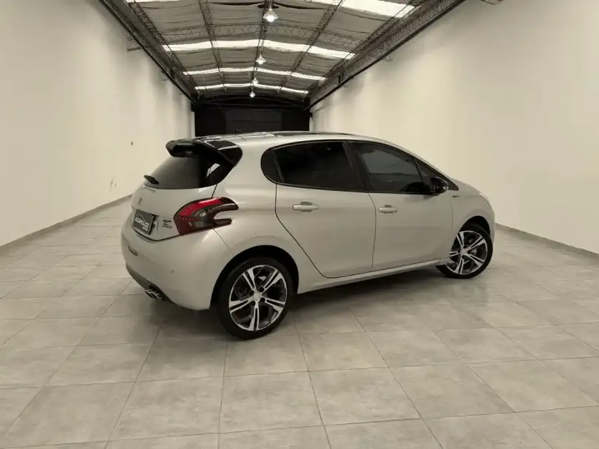 Peugeot 208 1.6 Gt Thp 2016 - foto 2