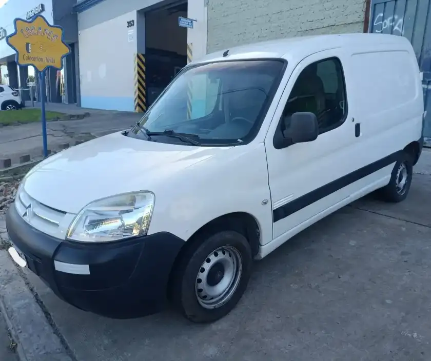 Citroën Berlingo Furgon 1.6 Hdi 92 Bussines 2015 - foto 1