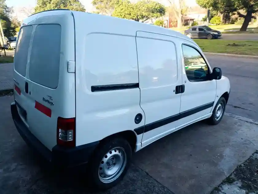Citroën Berlingo Furgon 1.6 Hdi 92 Bussines 2015 - foto 4